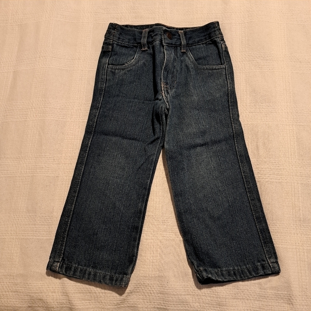 Lucky Brand boys size 3T medium wash jeans, back waist elastic, EUC